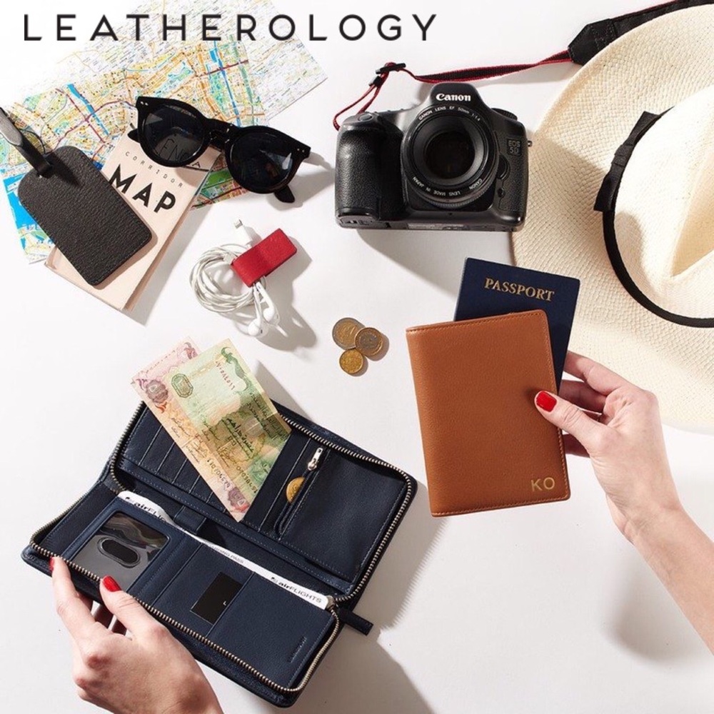 Leatherology Deluxe Passport Holder